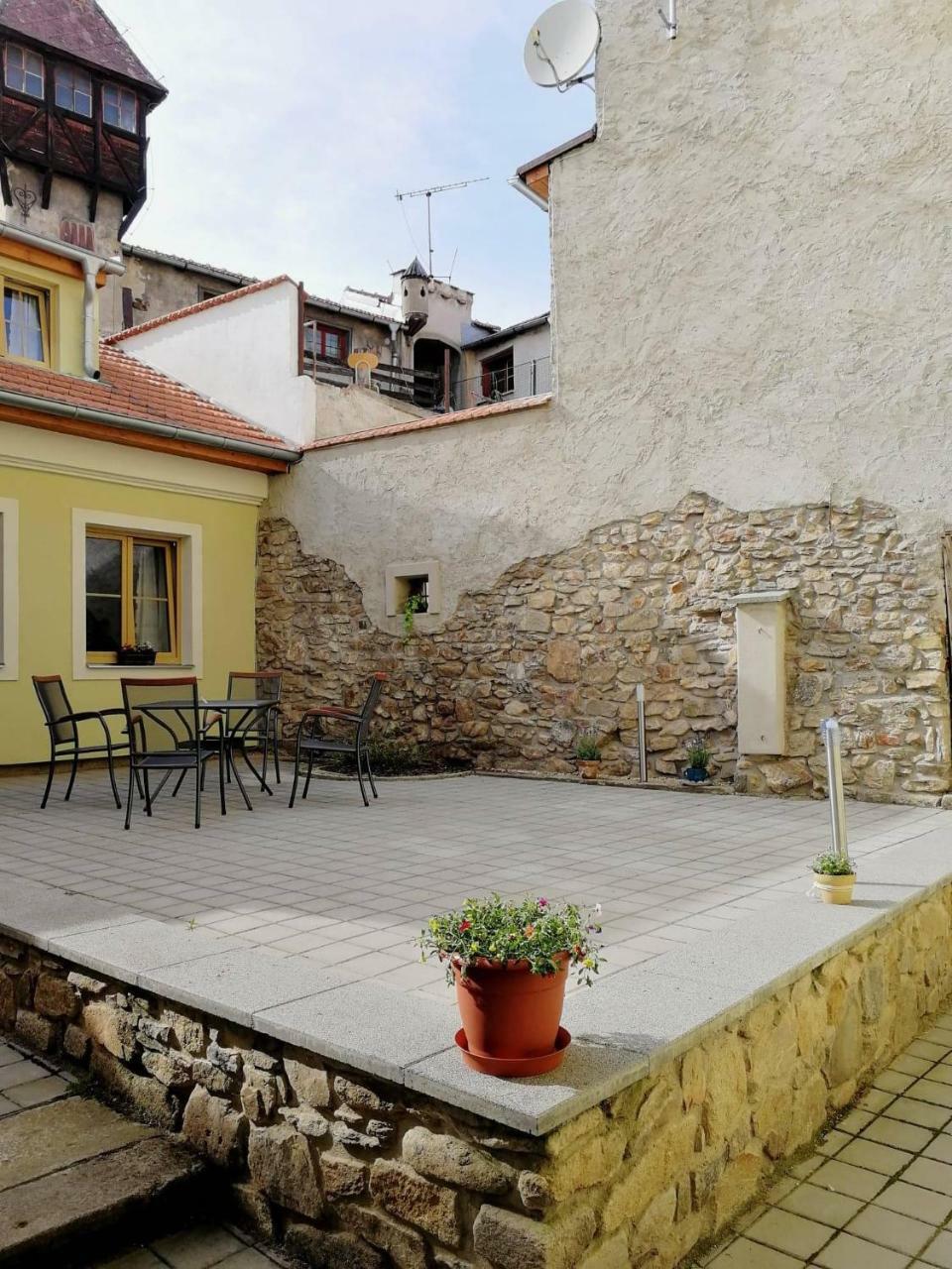 Apartman U Hippolyta Jindrichuv Hradec Exterior photo